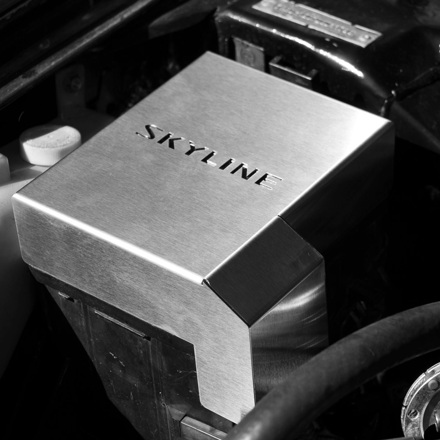 R33/R34 SKYLINE STAINLESS STEEL FUSE BOX COVER