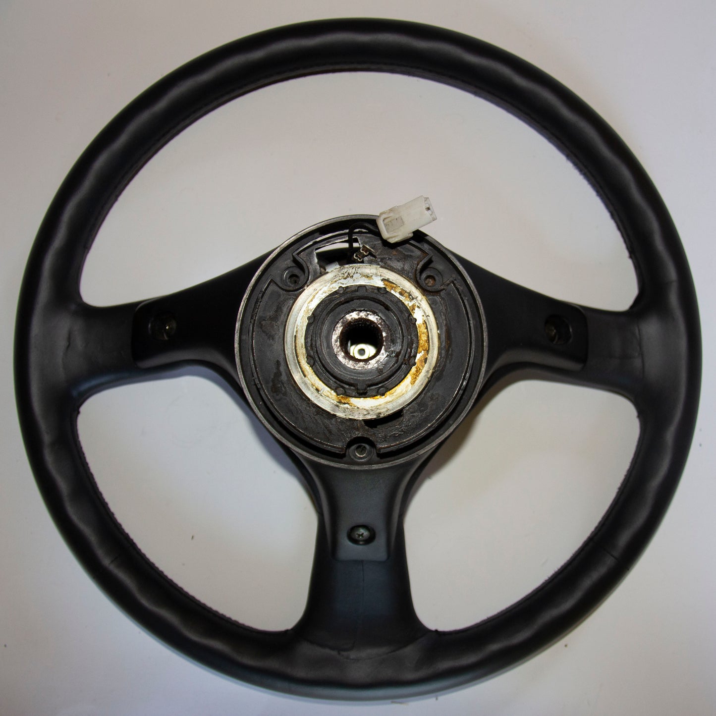 S1 R32 GTST/GTR STEERING WHEEL